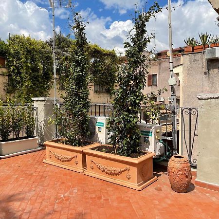 Campo De Fiori Palace Villa Rom Exteriör bild